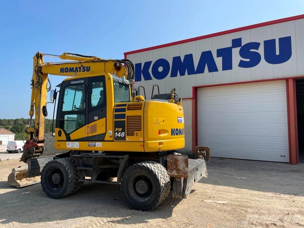 Komatsu PW148-11 Excavatoare cu roti
