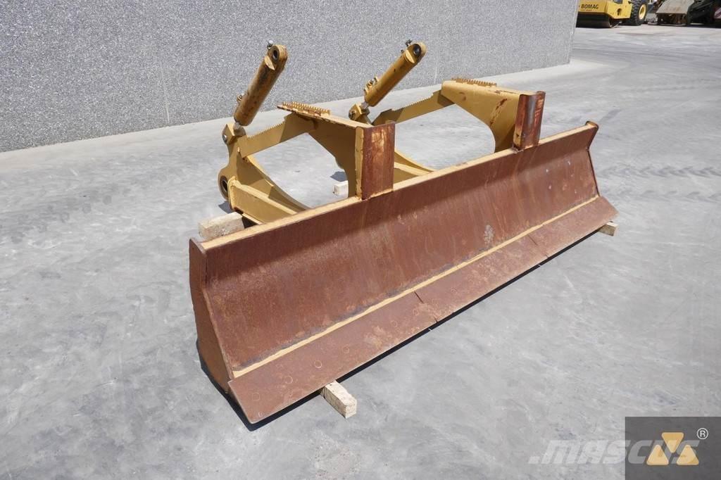 CAT Skidder blade Lame