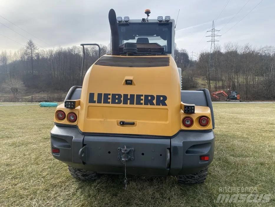 Liebherr L546 Incarcator pe pneuri