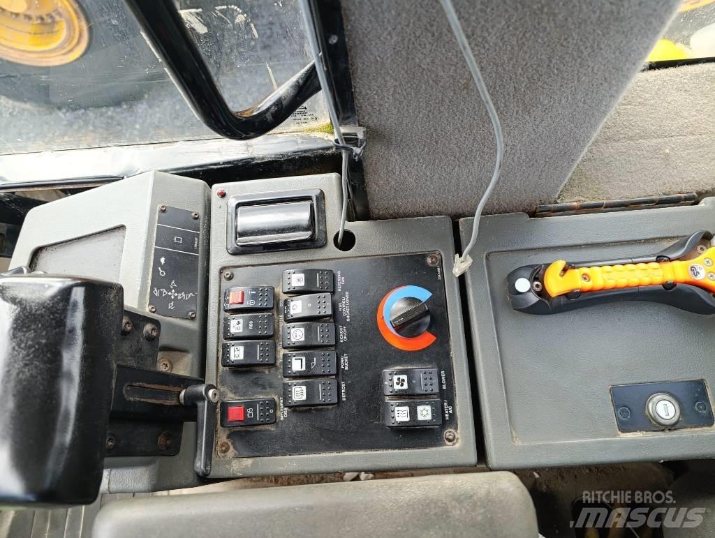 CAT 930 G Incarcator pe pneuri
