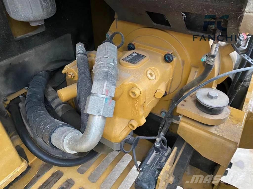 CAT 305.5E2 Excavatoare pe șenile
