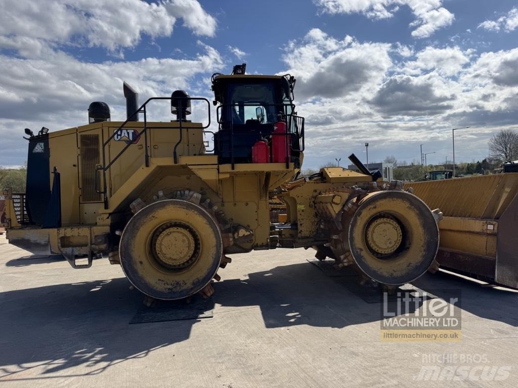 CAT 826 K Compactoare deseuri