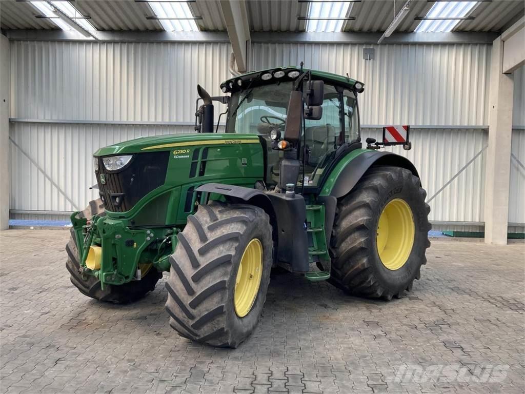 John Deere 6230R Tractoare