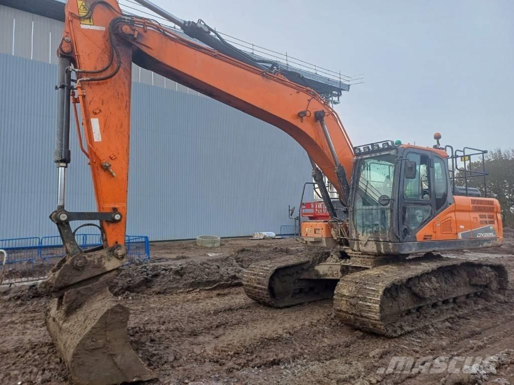 Doosan DX 225 LC-5 Excavatoare pe șenile

