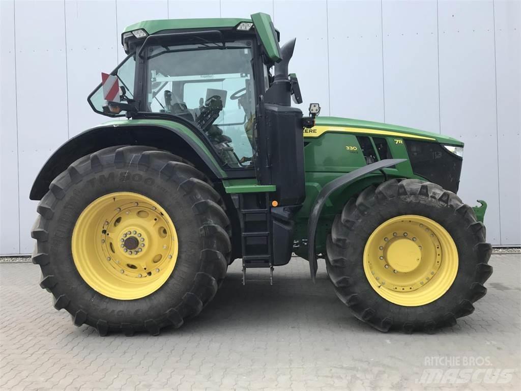 John Deere 7R 330 Tractoare