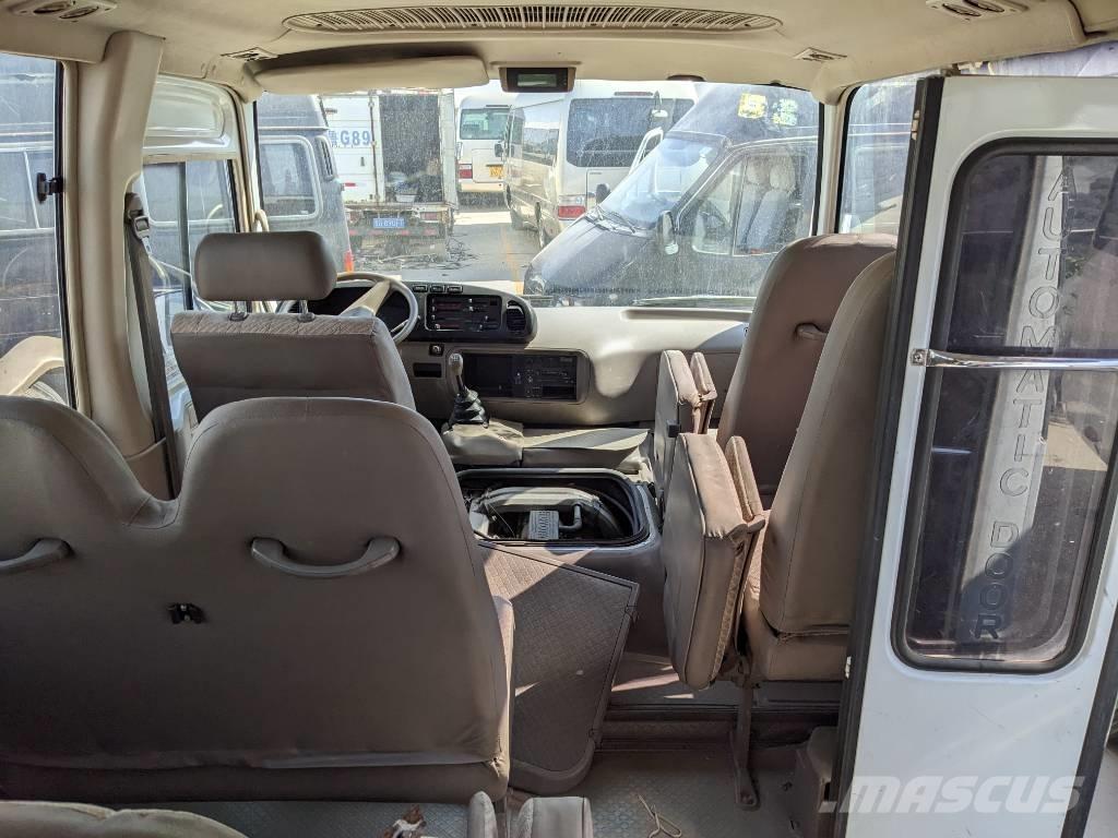 Toyota Coaster Bus Mini autobuze