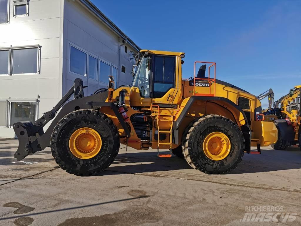 Volvo L220H Incarcator pe pneuri