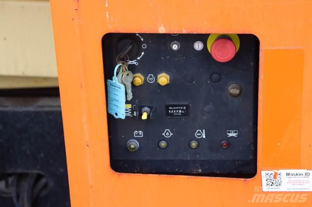 JLG 330LRT Platforme foarfeca