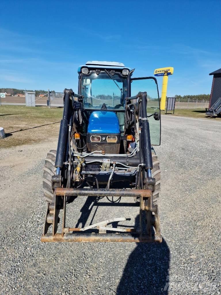 New Holland TN65F Tractoare