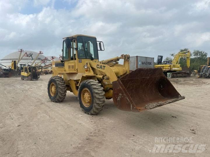 CAT 926E Incarcator pe pneuri