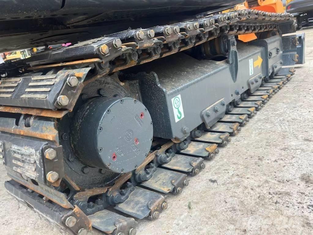 Hyundai 60vs Mini excavatoare < 7t