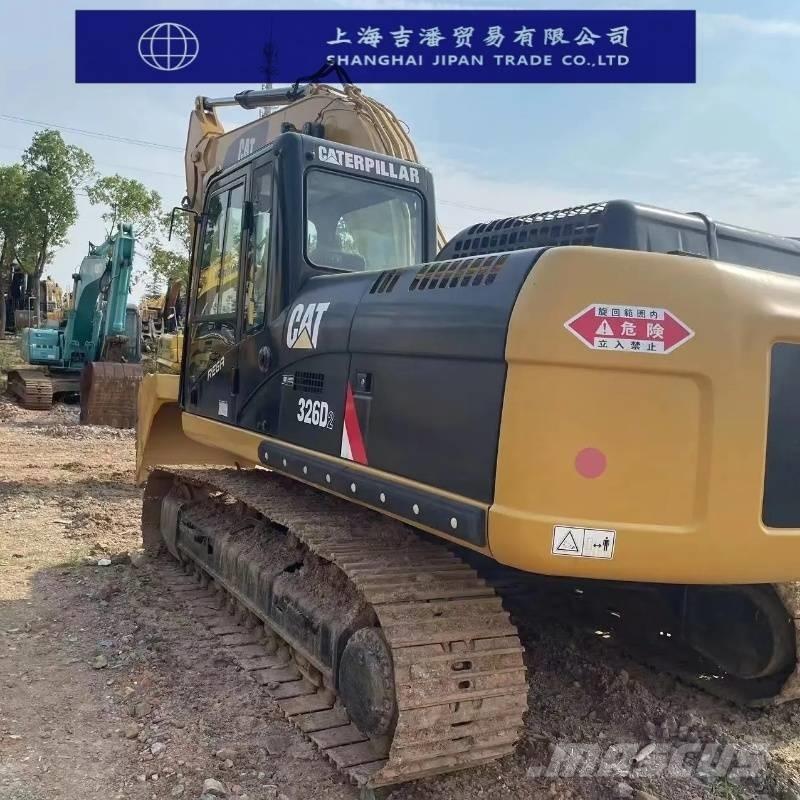 CAT 326 D Excavatoare pe șenile
