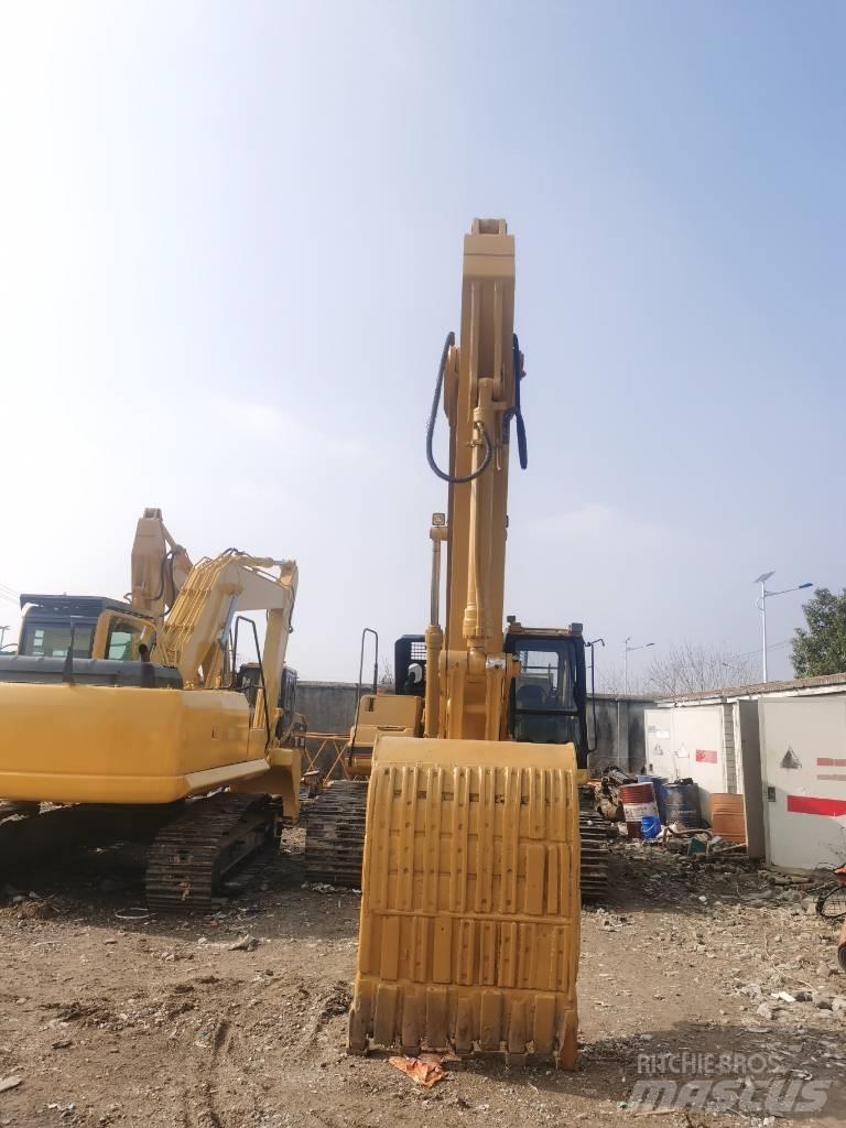 CAT 325 B Excavatoare pe șenile
