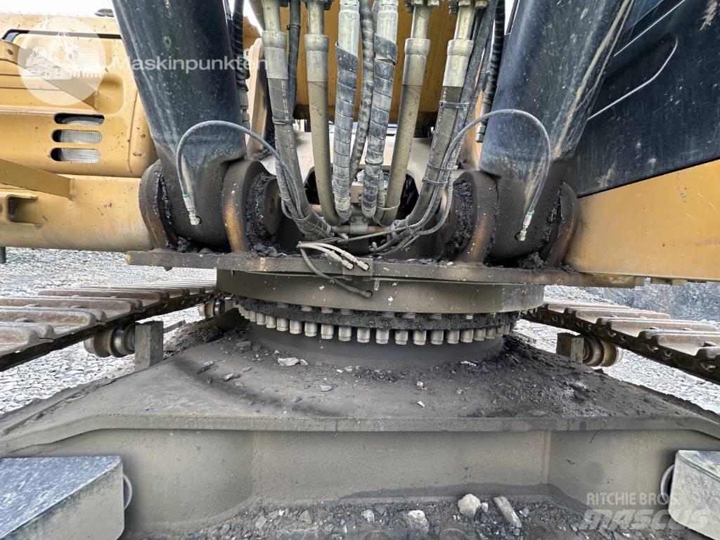 CAT 352 F Excavatoare pe șenile
