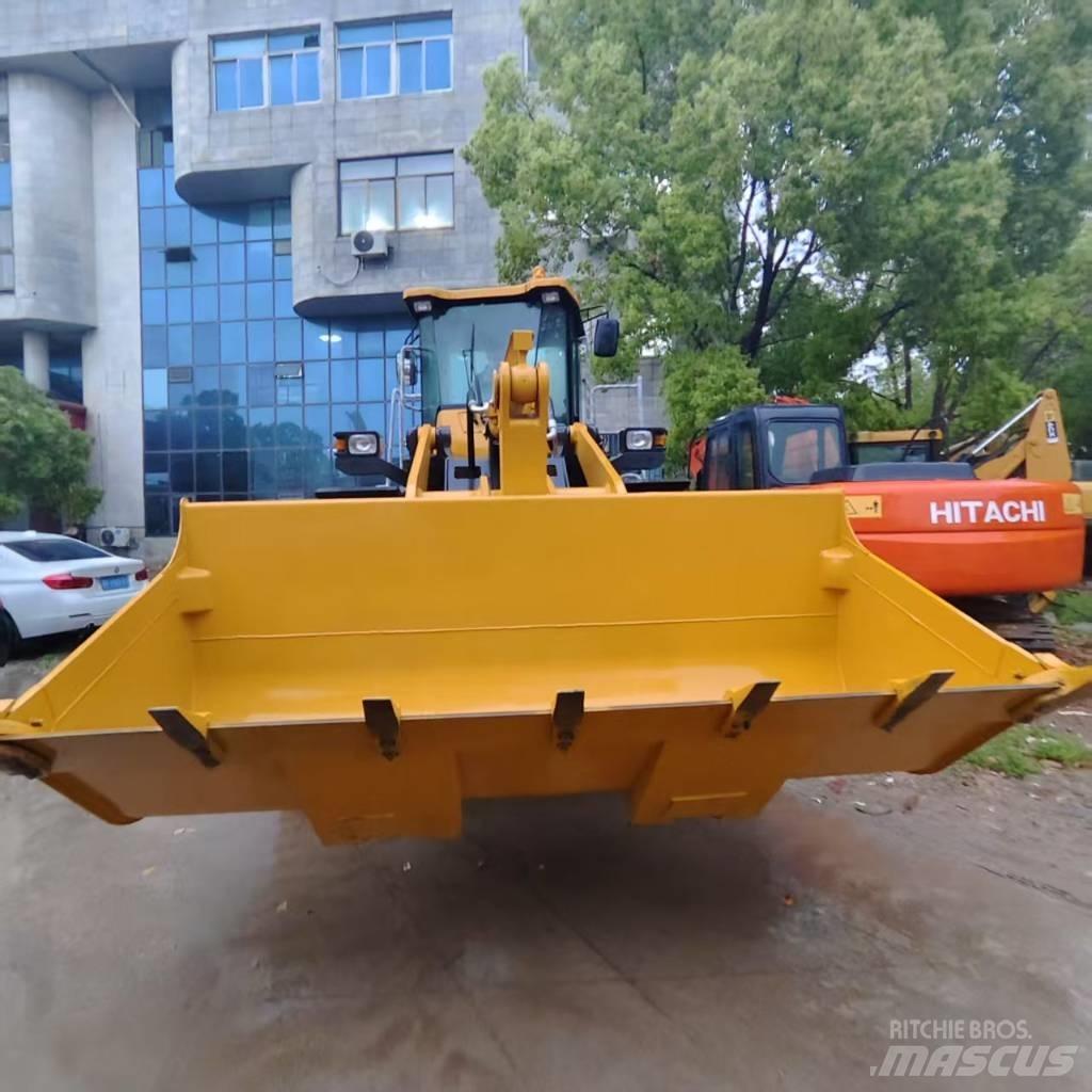 SDLG 958F Incarcator pe pneuri