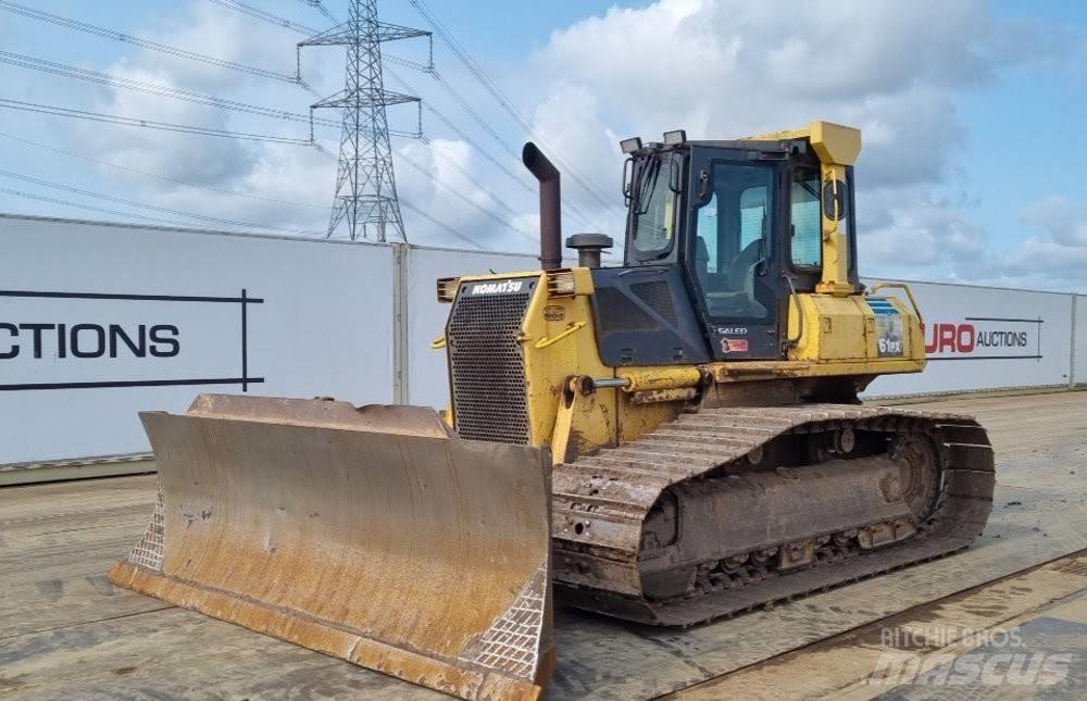 Komatsu D 61 PX-15 Buldozere pe senile