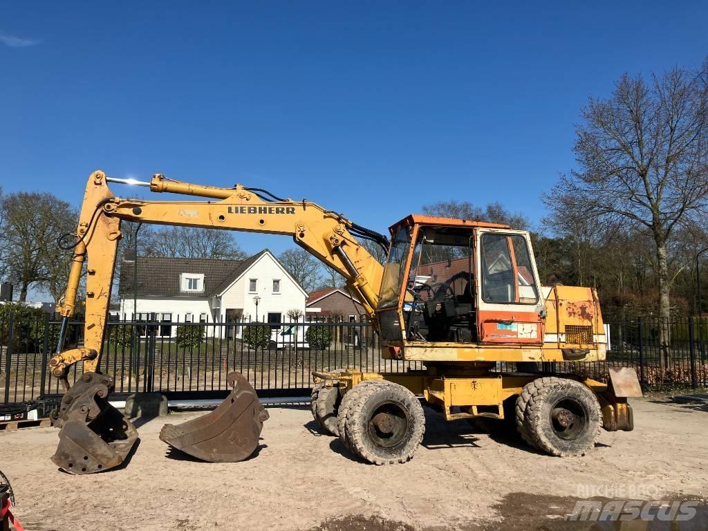 Liebherr A 900 B Excavatoare cu roti