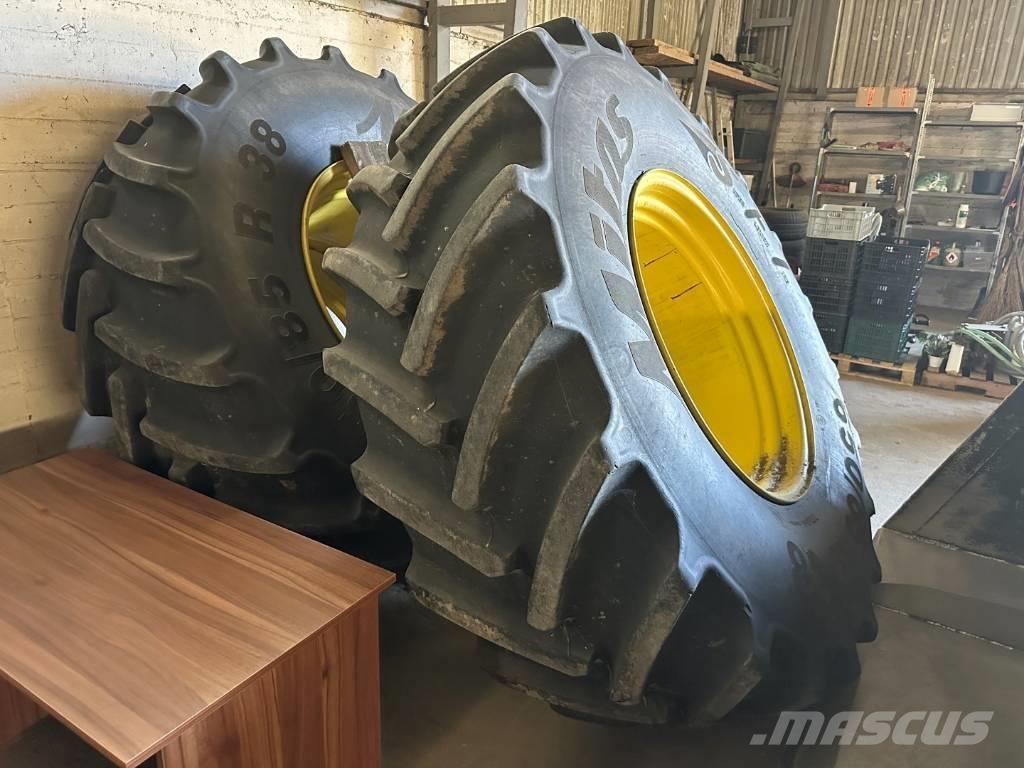 John Deere 8370 R Tractoare