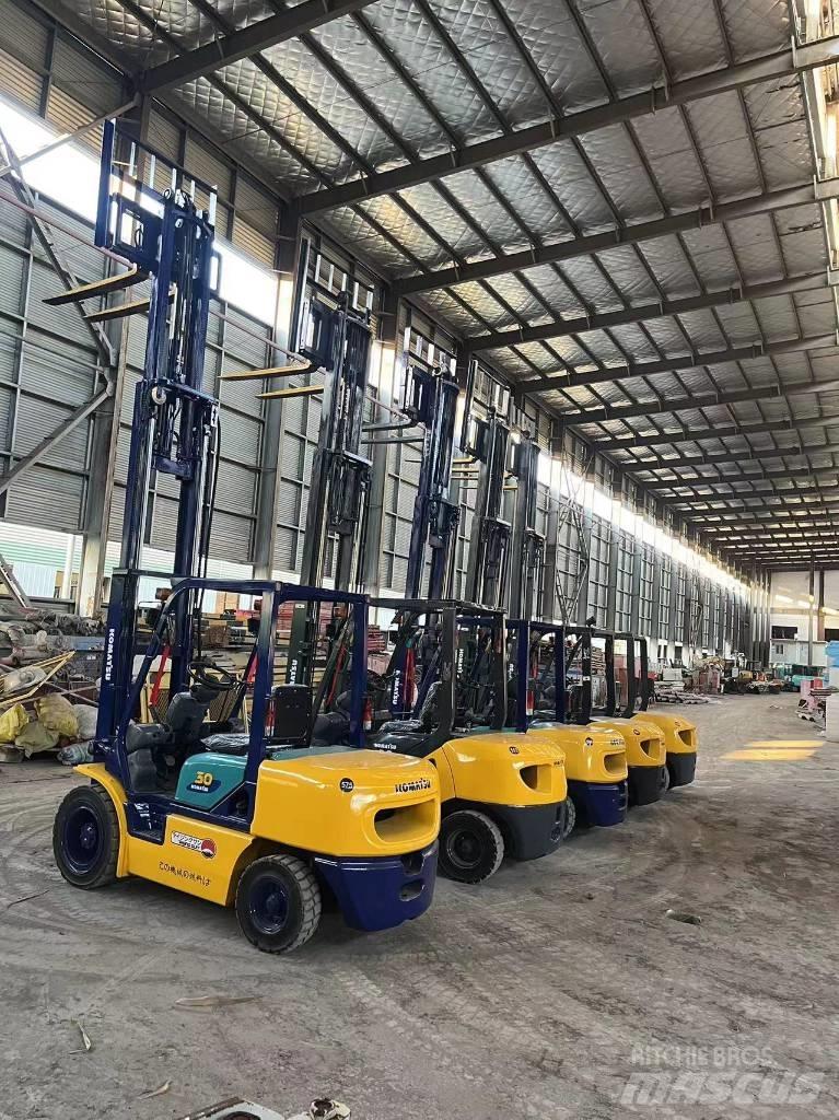 Komatsu FD 30 T-17 Stivuitor diesel