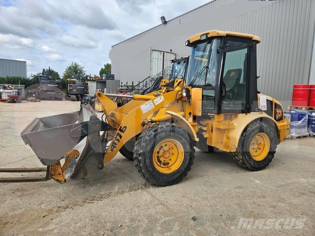 JCB 407 B Incarcator pe pneuri