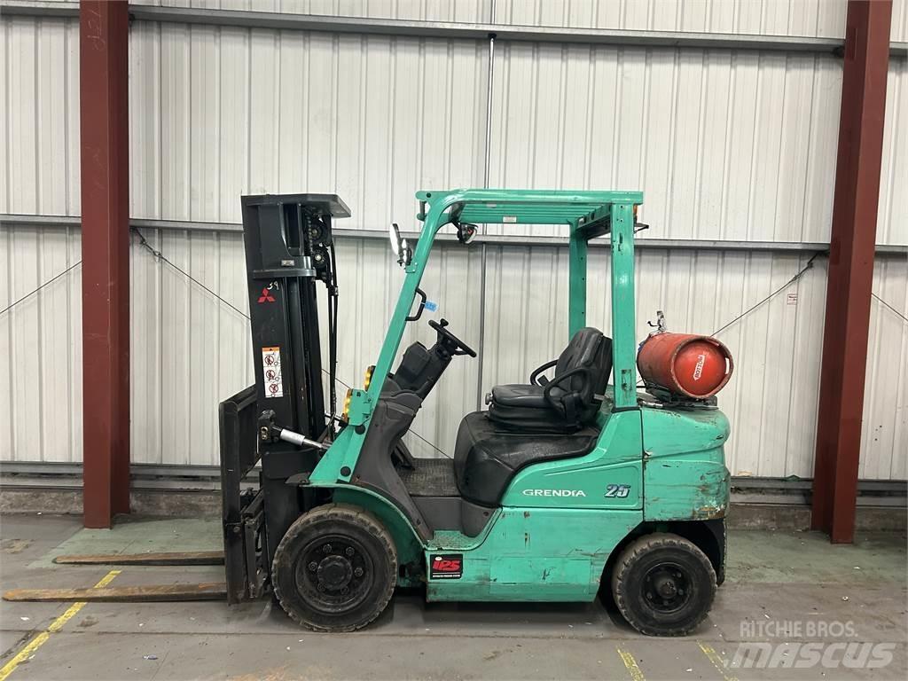 Mitsubishi FG25NT Stivuitor GPL