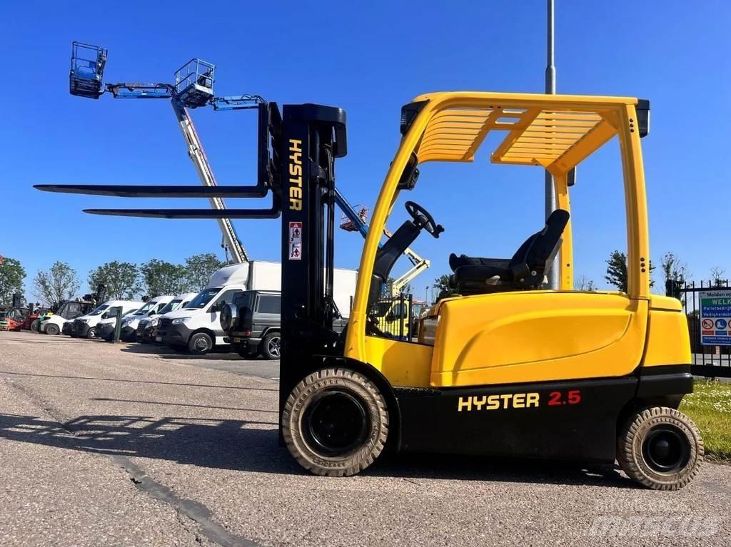 Hyster J2.5XN Stivuitor electric