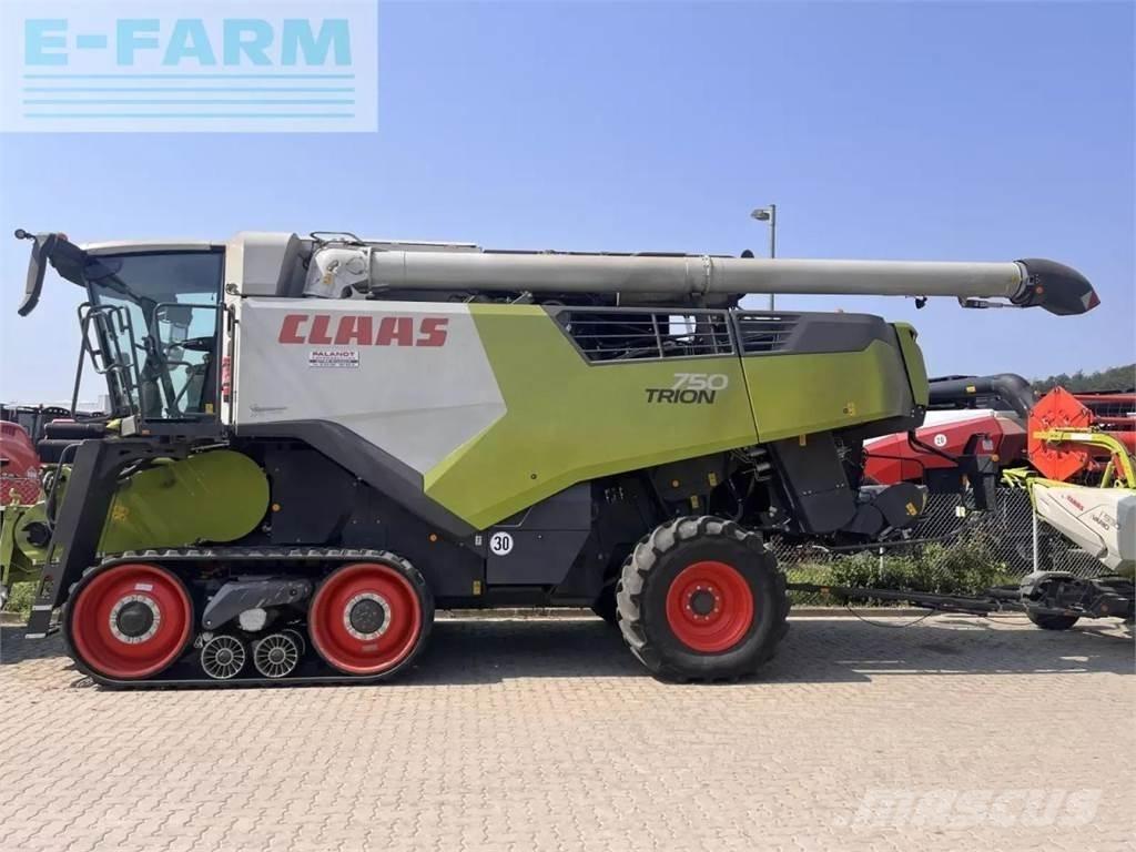 CLAAS trion 750 tt Combine de secerat