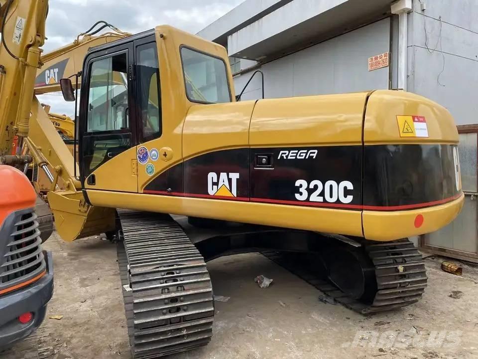 CAT 320C Excavatoare pe șenile
