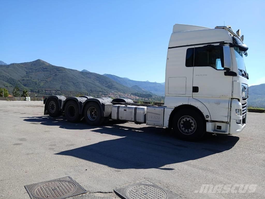 MAN TGX 35.580 Transportatoare vehicule