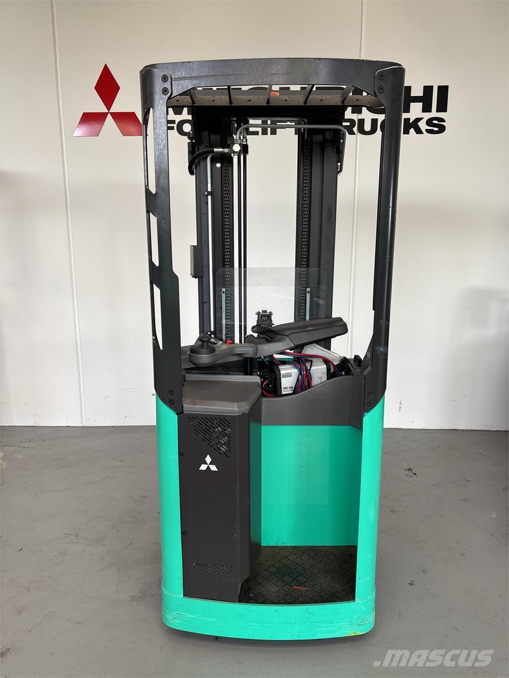 Mitsubishi SBR20N2 Transpaleti autopropulsanti
