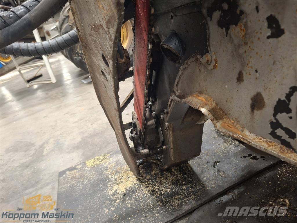 Komatsu C124 Capete pentru culegatoare