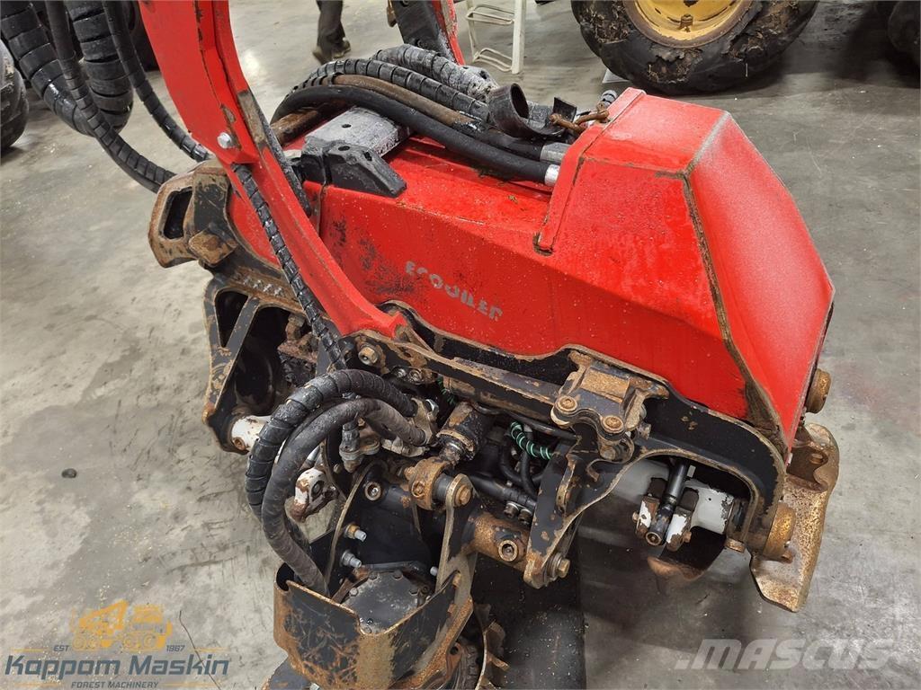 Komatsu C124 Capete pentru culegatoare