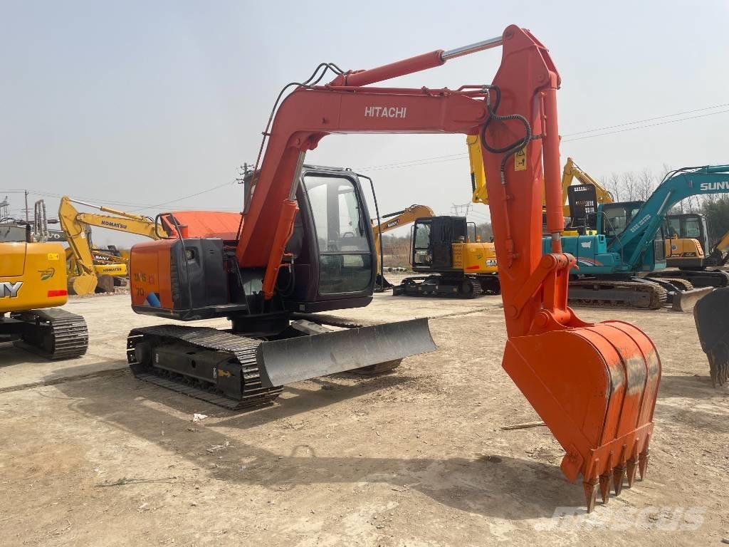 Hitachi ZX 70 Excavatoare 7t - 12t
