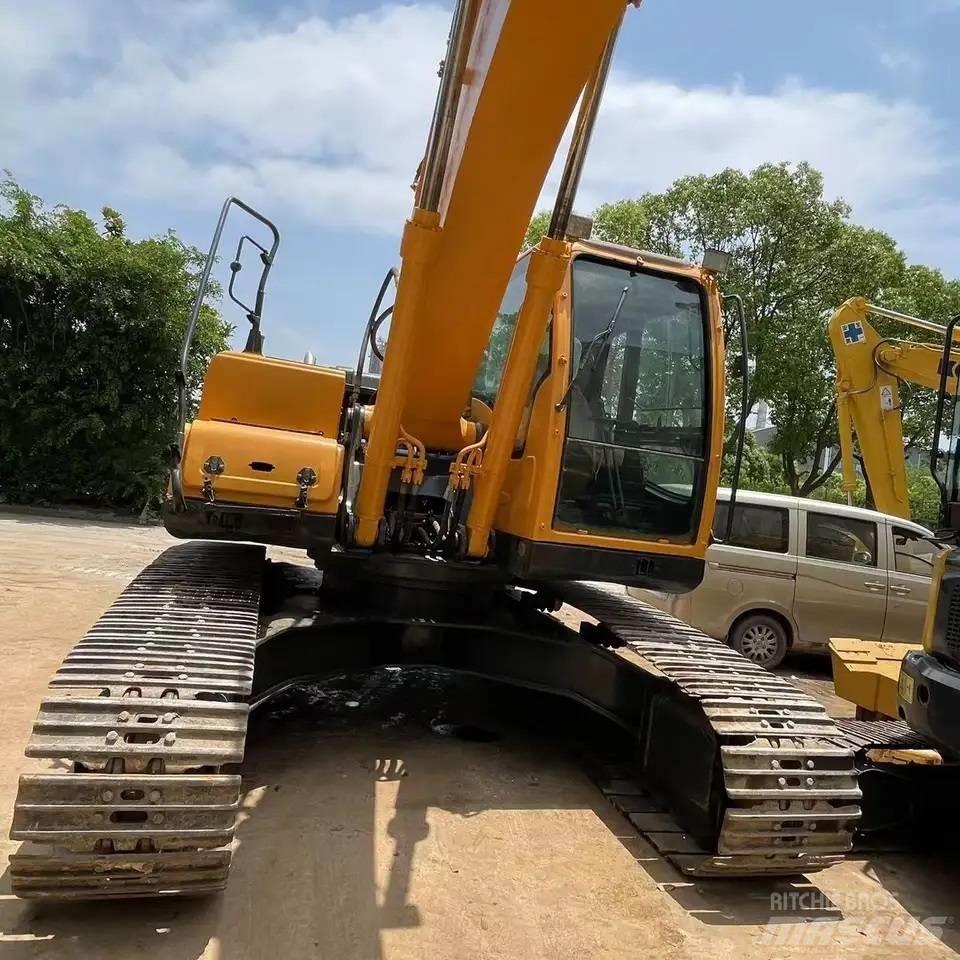 Hyundai R220-9s Excavatoare pe șenile
