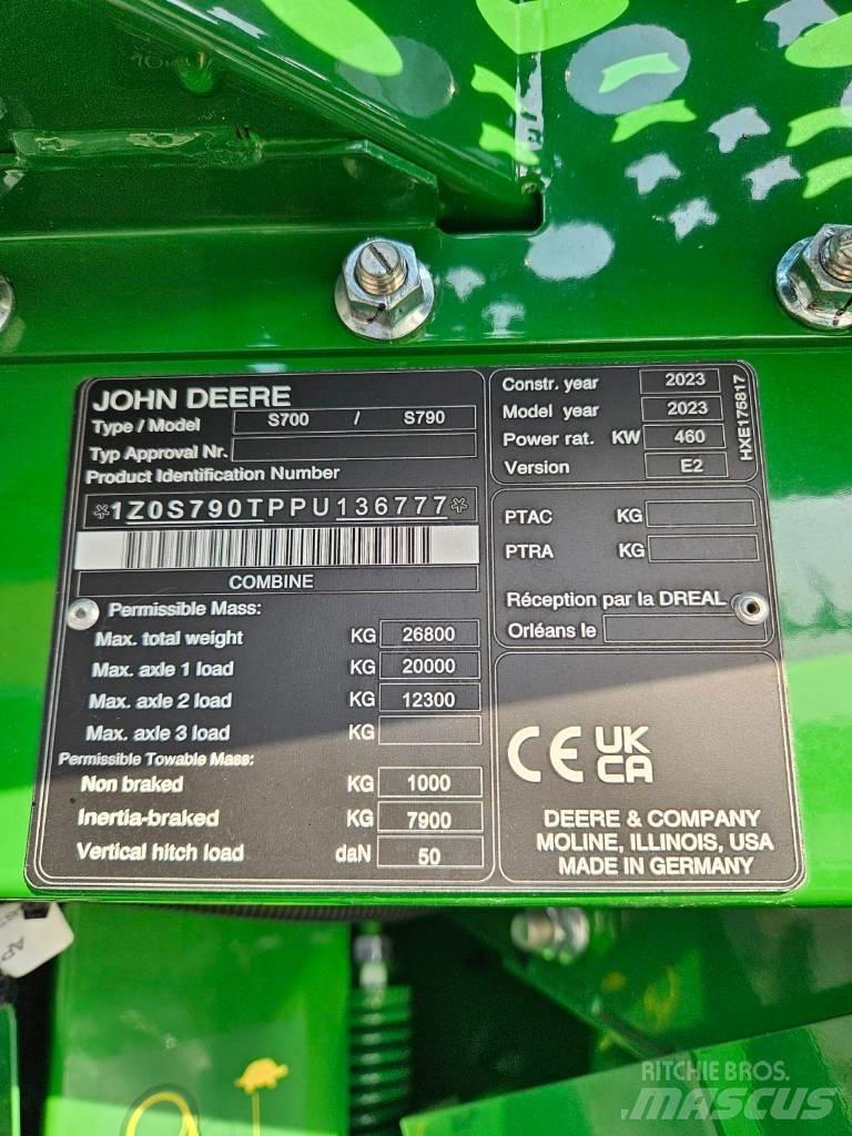 John Deere S790 Combine de secerat