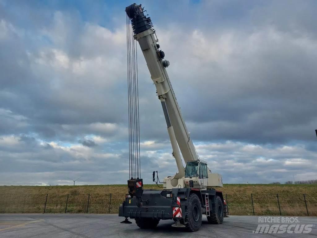 Terex RT100 Macara teren accidentat
