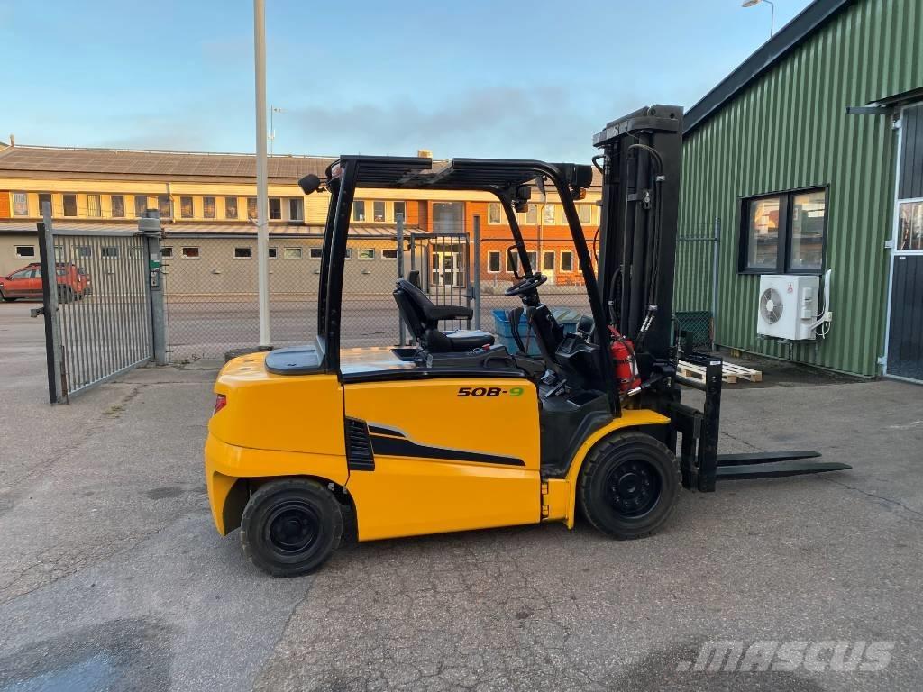 Hyundai 50 B-9 Stivuitor electric