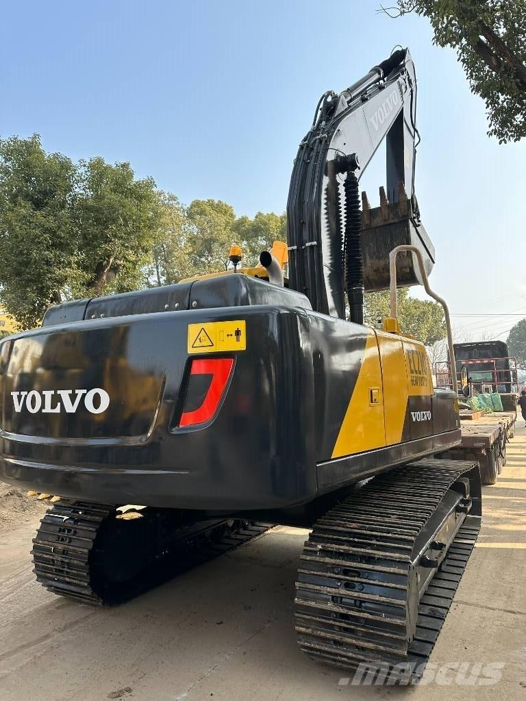 Volvo EC 210 Excavatoare pe șenile
