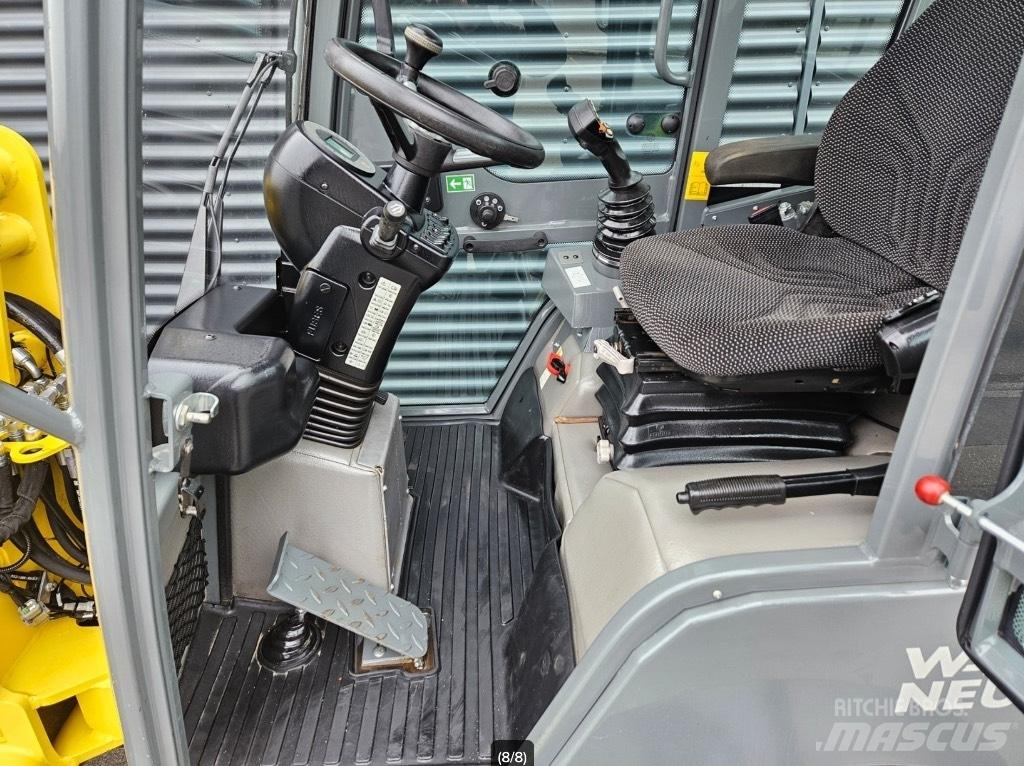Wacker Neuson WL 32 Incarcator pe pneuri