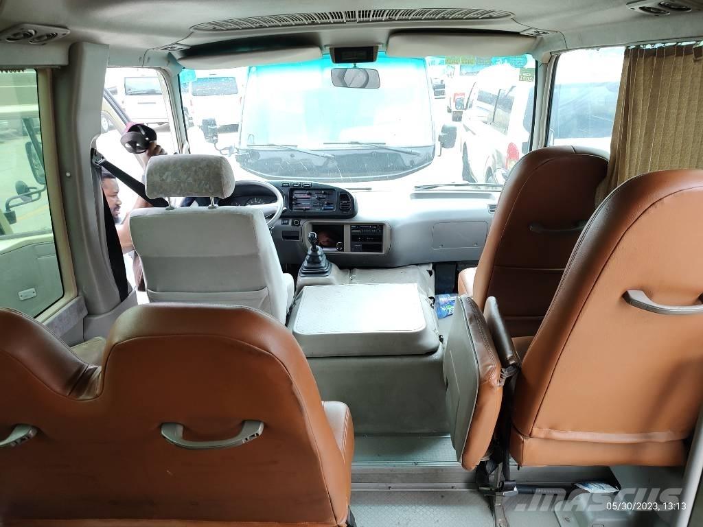 Toyota Coaster Bus Mini autobuze
