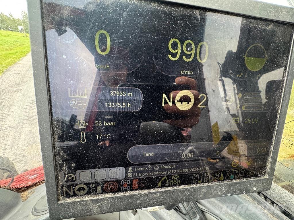 Komatsu 901 Combine forestiere