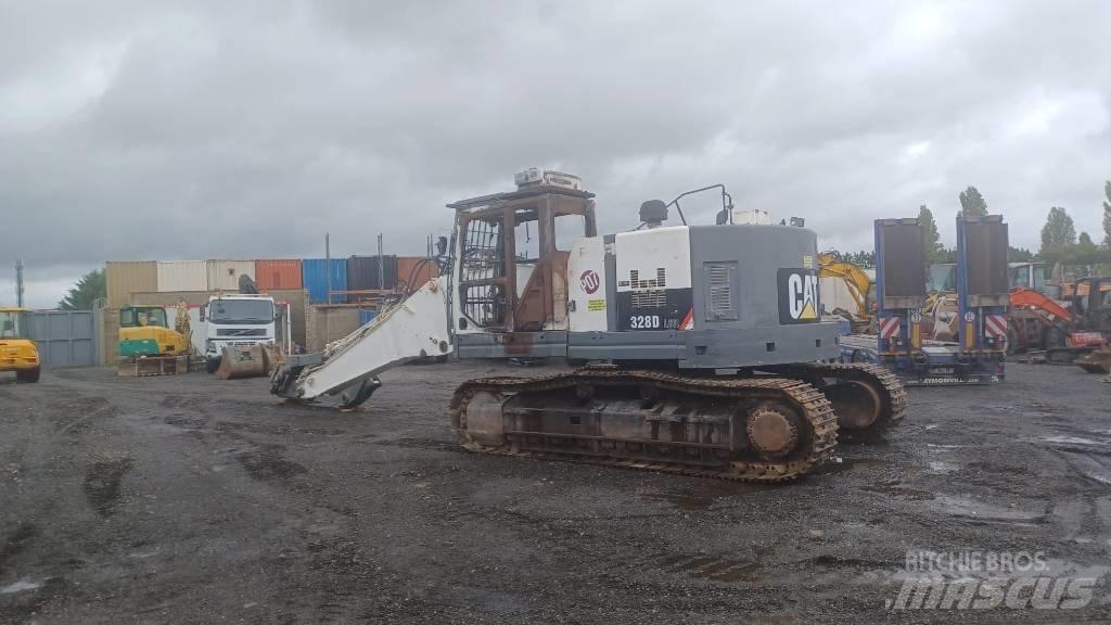 CAT 328 D L Excavatoare pe șenile
