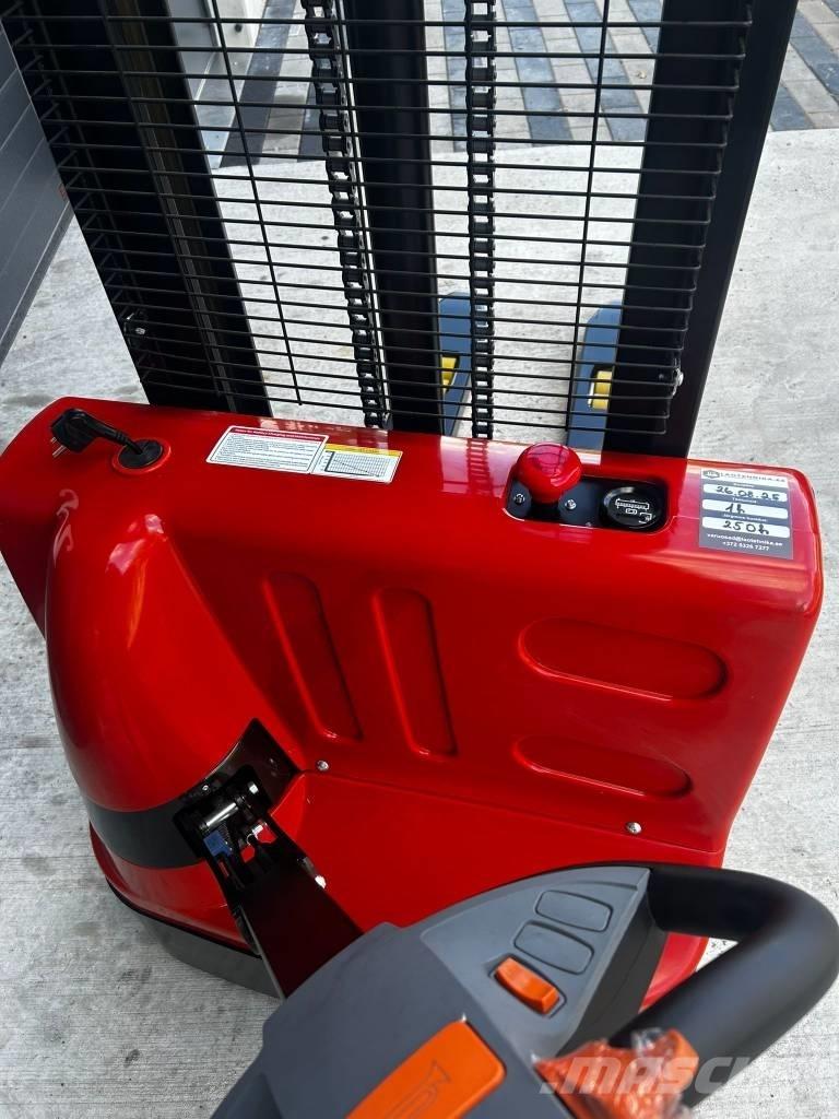 Heli CDD 12 Transpaleta manuala