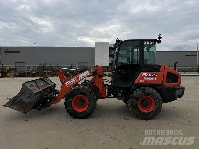 Kubota R065W Incarcator pe pneuri