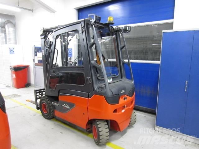 Linde E25 Stivuitor electric