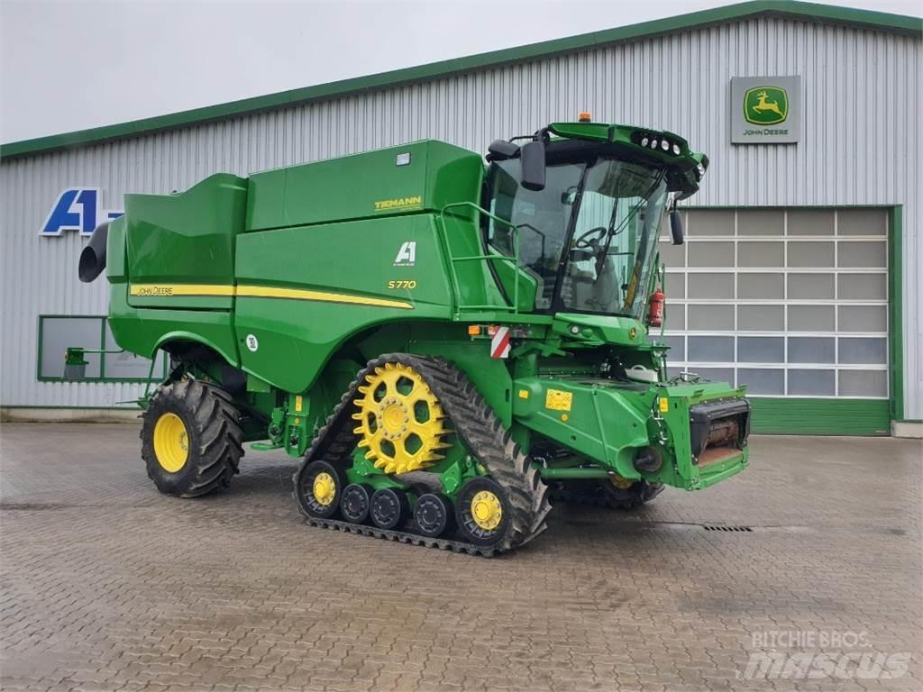 John Deere S770 Combine de secerat
