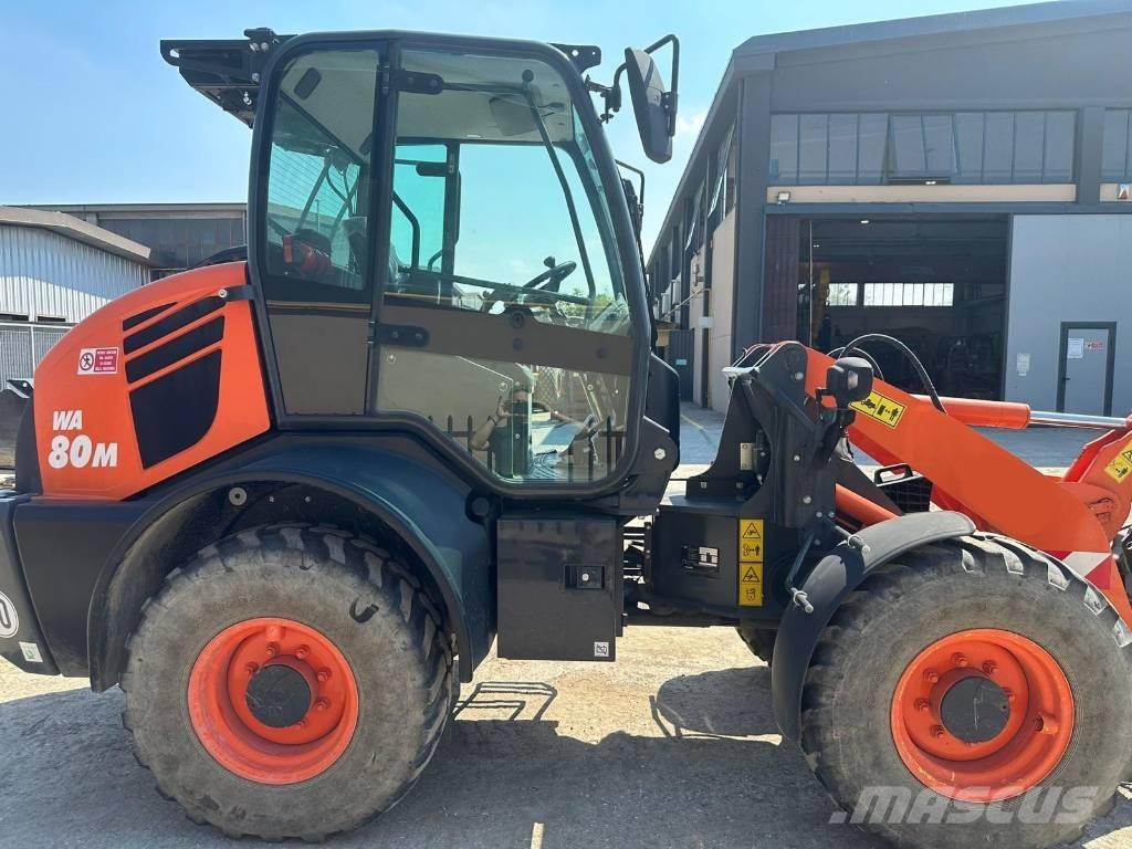 Komatsu WA 80 M-8 Incarcator pe pneuri