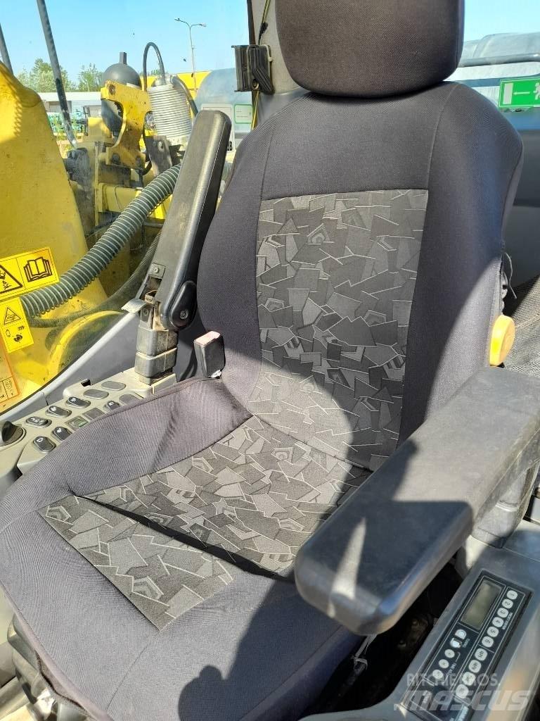 Komatsu PC 290 NLC-8 Excavatoare pe șenile
