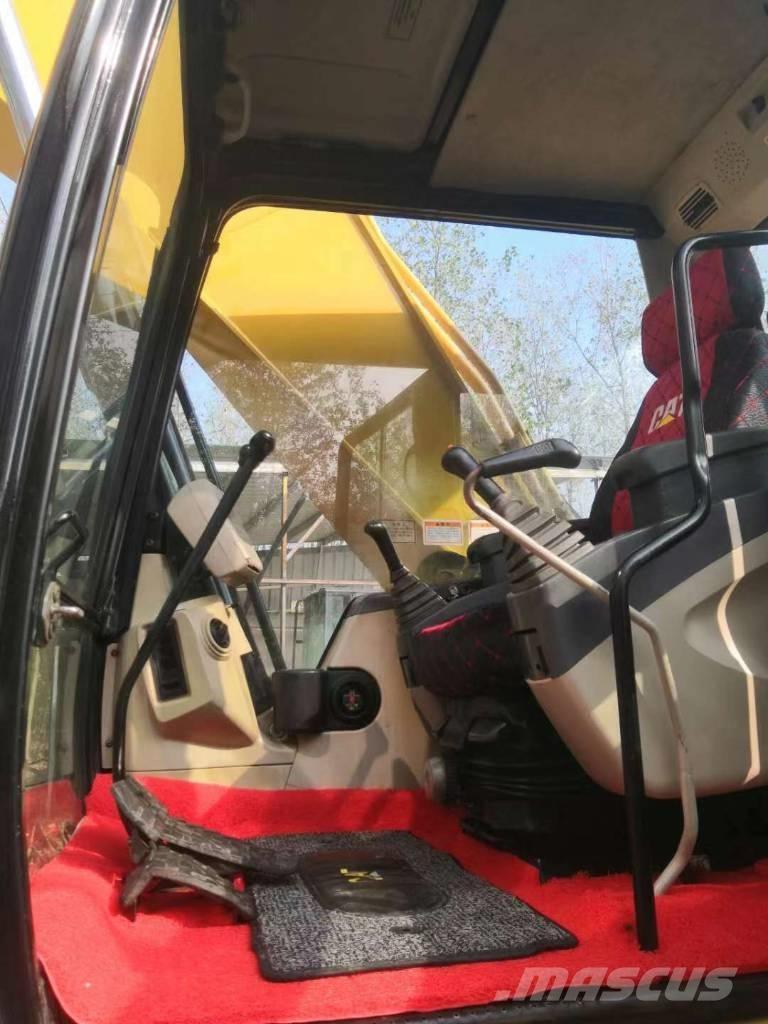 CAT 330D2 Excavatoare pe șenile
