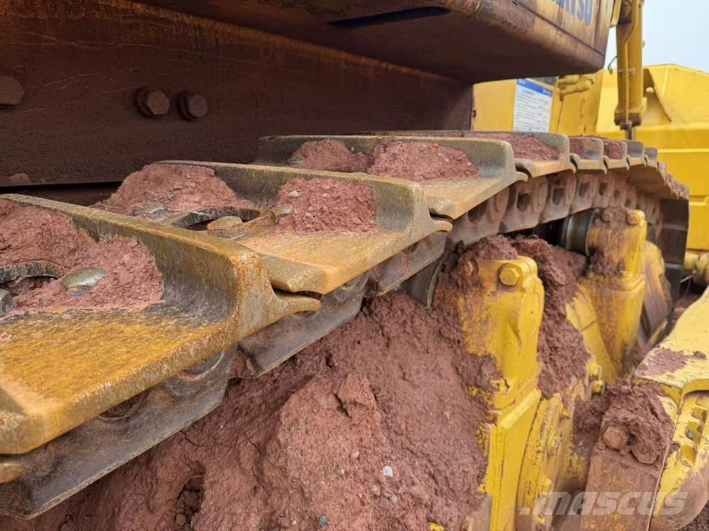 Komatsu D 375 A Buldozere pe senile